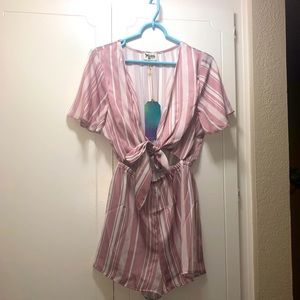 NWT tie front romper